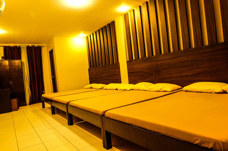 Bedroom 12