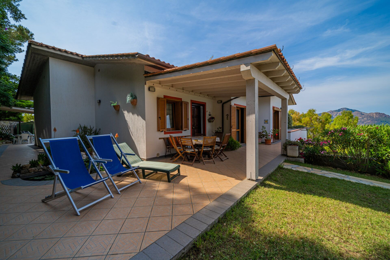Exterior & Views 2, Appartamento Villa da 4 Fino a 5 Persone Giardino, Livorno