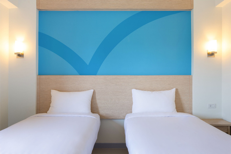 Bedroom 12