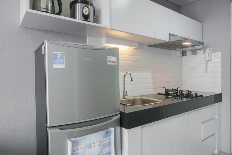Others 4, Comfort 2BR at Silk Town Apartment By Travelio, Tangerang