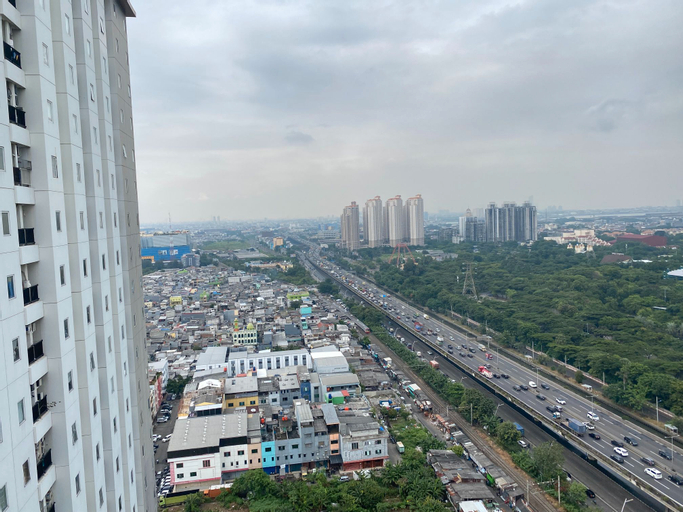 Exterior & Views 1, Spacious and Nice 3BR at Northland Ancol Apartment By Travelio, North Jakarta