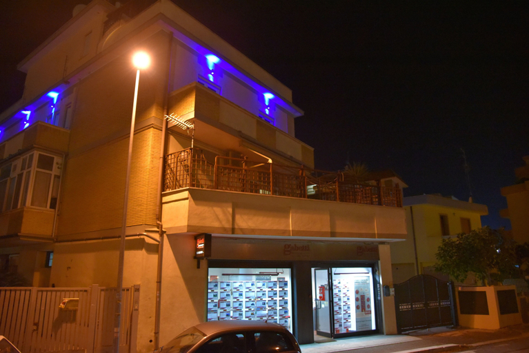Exterior & Views 2, La Lira, Rome