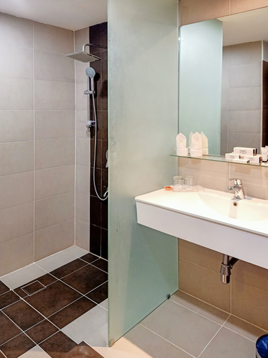 Bathroom 4, Villea Rompin Resort & Golf, Rompin