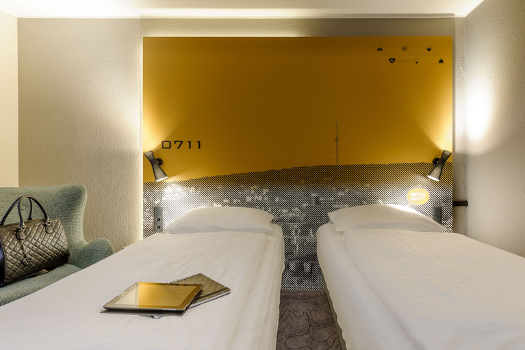 Bedroom 2, Mercure Hotel Stuttgart Zuffenhausen, Stuttgart
