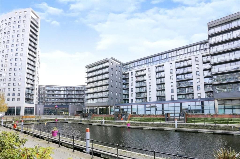 Exterior & Views 2, Deluxe City Apt, River Canal View& Free Parking! , Leeds