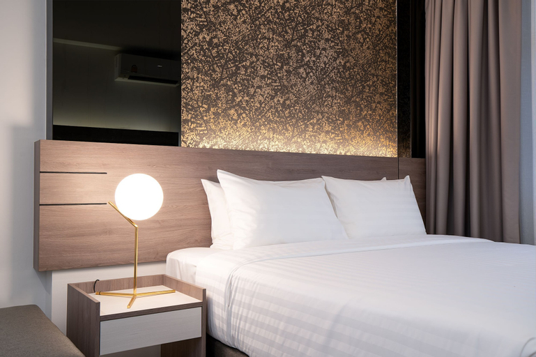 Bedroom 12