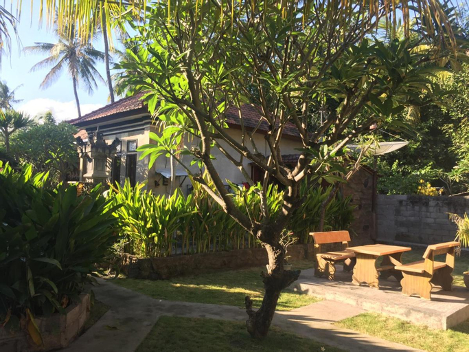 Exterior & Views 5, Kputra Homestay, Karangasem