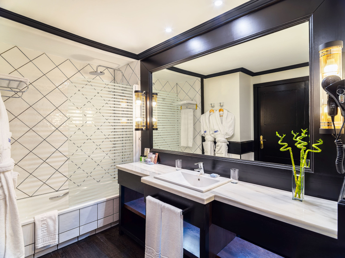 Bathroom 5, H10 Rubicón Horizons Collection, Las Palmas