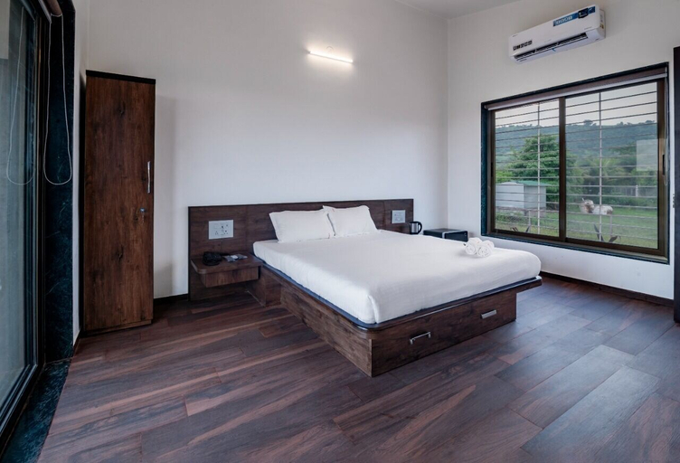 Bedroom 1, Le Fromage Cheese Village, Nashik
