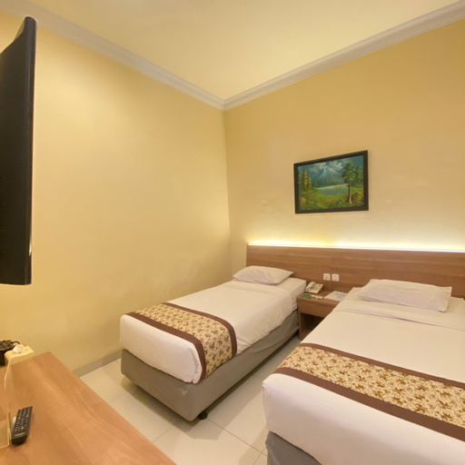 Bedroom 12
