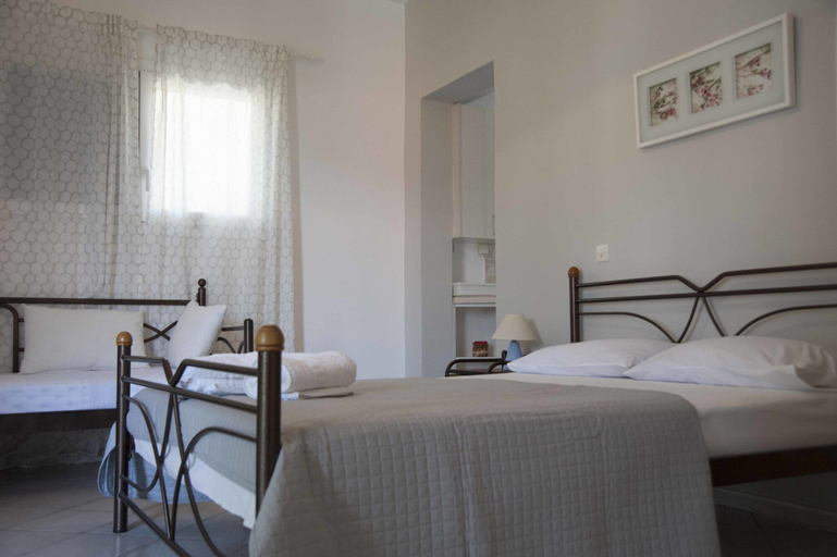 Bedroom 4, Filia Rooms & Apartments, Central Greece