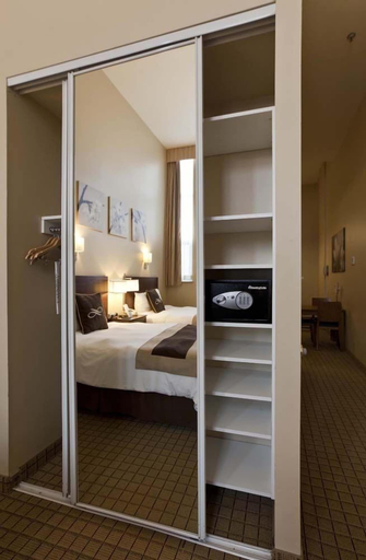 Bedroom 10