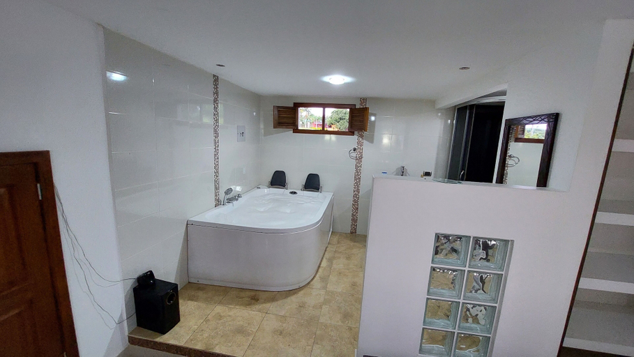 Bathroom, finca hotel villa flor, Filandia