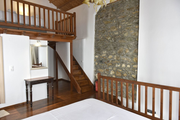 Bedroom 4, Evagelia Villas and Apartments, Thessaly