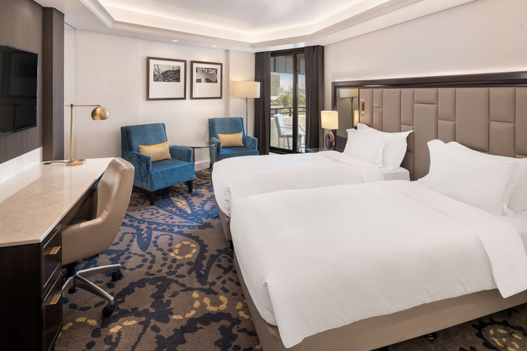Bedroom 3, Radisson Blu Deira Creek, Dubai