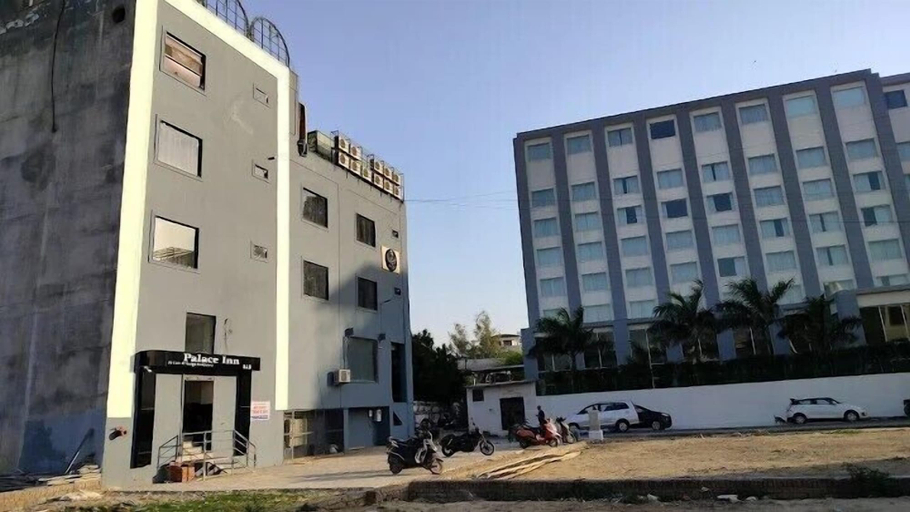 Exterior & Views, Palace inn, Agra