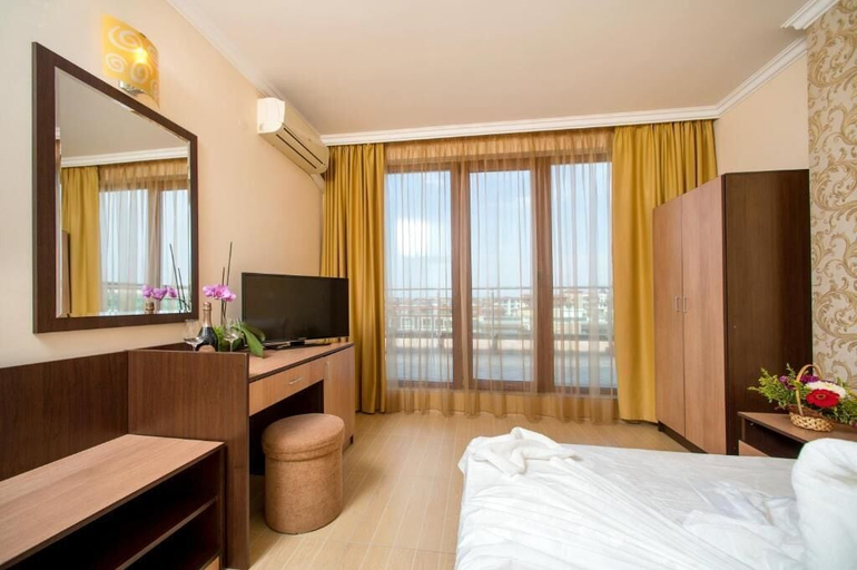 Bedroom 4, Iris, Nesebar
