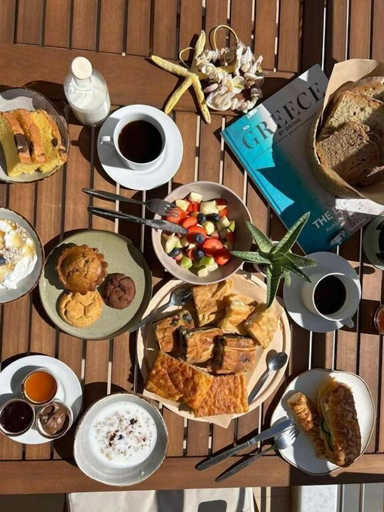 Food & Drinks, Fegaropetra studios, Epirus