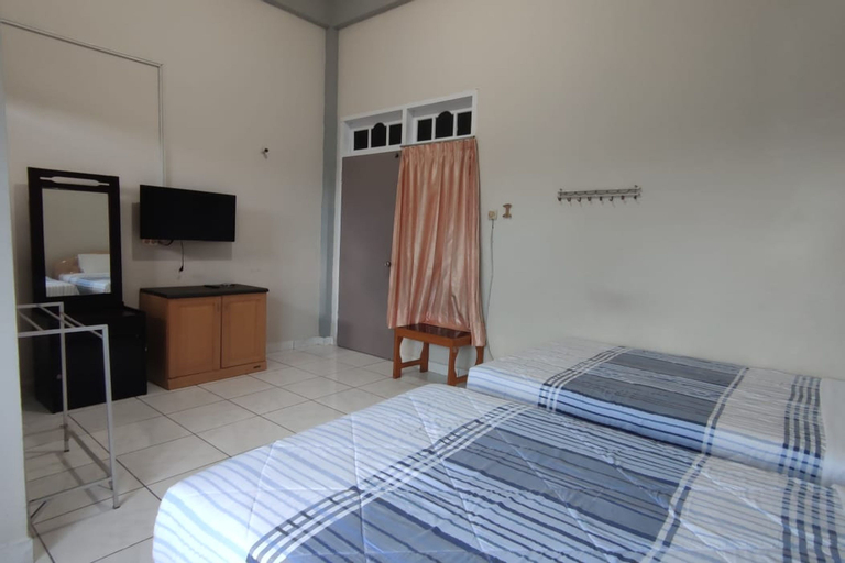 Bedroom 8