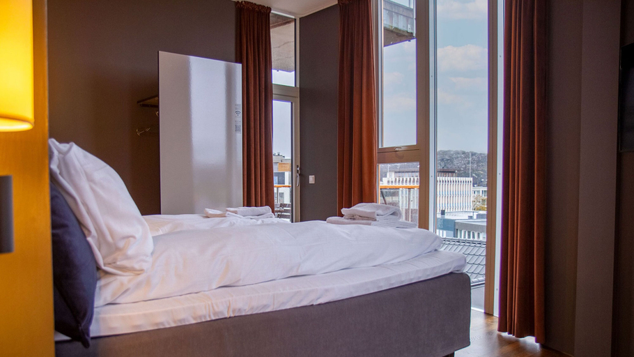 Bedroom 3, Nordis Apartments, Vågan