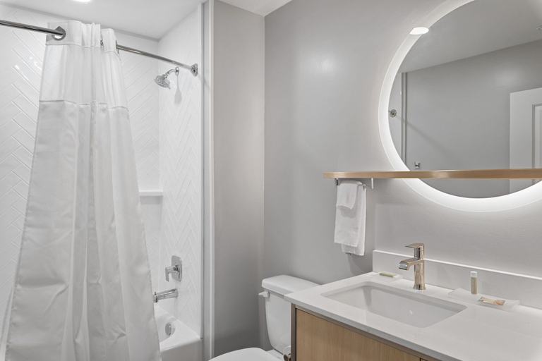 Bathroom 3, Towneplace Suites By Marriott White Hall, Jefferson