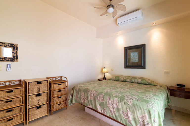 Bedroom 2, Lomas Mariposa 201 by CocoBR, Cozumel