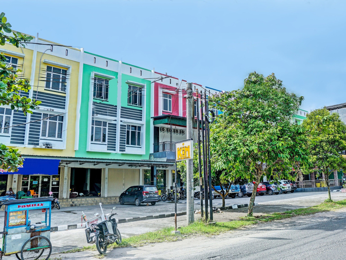 Exterior & Views 2, OYO 92152 Hotel The Wong, Ogan Komering Ulu