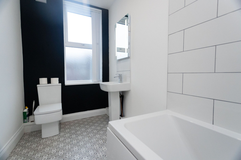 Bathroom 3, The Avenue Apartments , Leeds