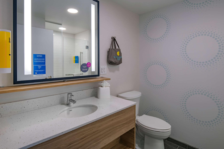 Bathroom 3