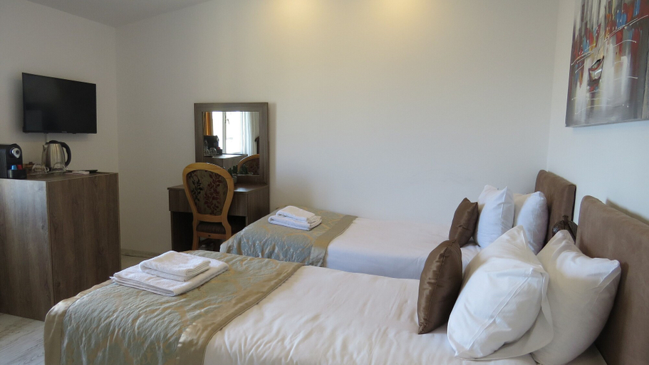 Bedroom 5, Hotel Zeugma, Fatih