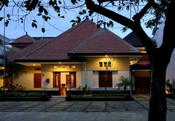 Merbabu Guest House, Malang