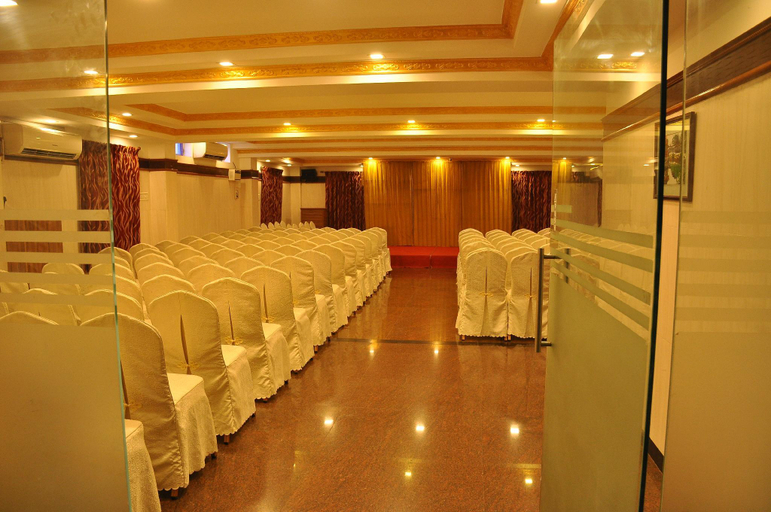 Others 3, Green Grande Inn, Chennai