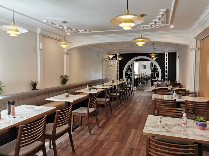 Food & Drinks 4, The Imperial Dragon Hotel, Pembrokeshire