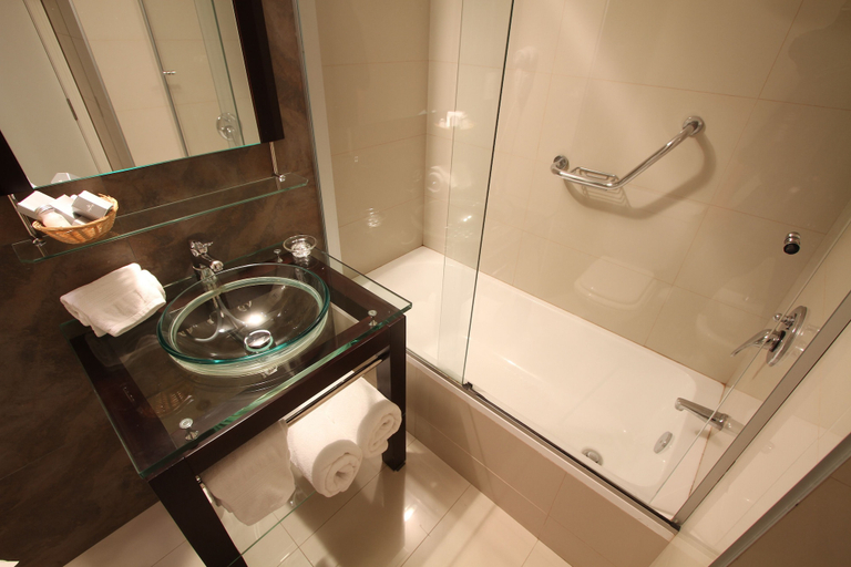 Bathroom, Regency Golf - Hotel Urbano, Montevideo