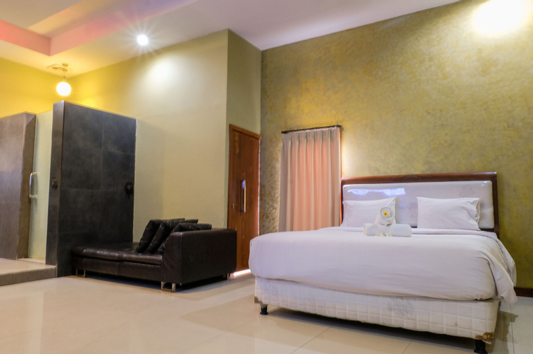 Bedroom 8