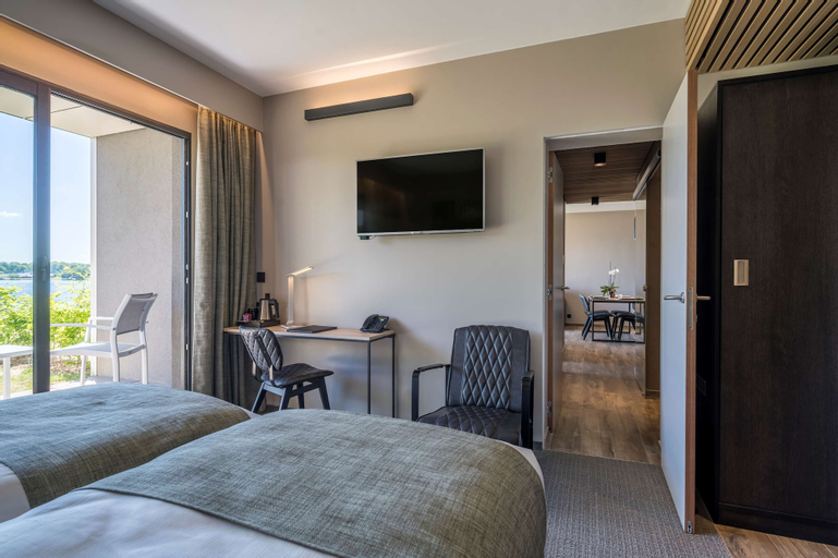 Bedroom 15