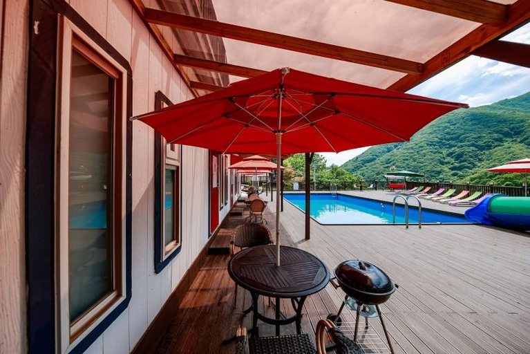 Others 2, Ulsan (Baenaegol) Libe Pension, Miryang