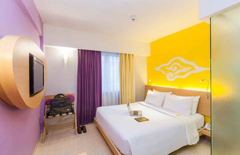 Bedroom 4, Kuta Beach Hotel, Badung