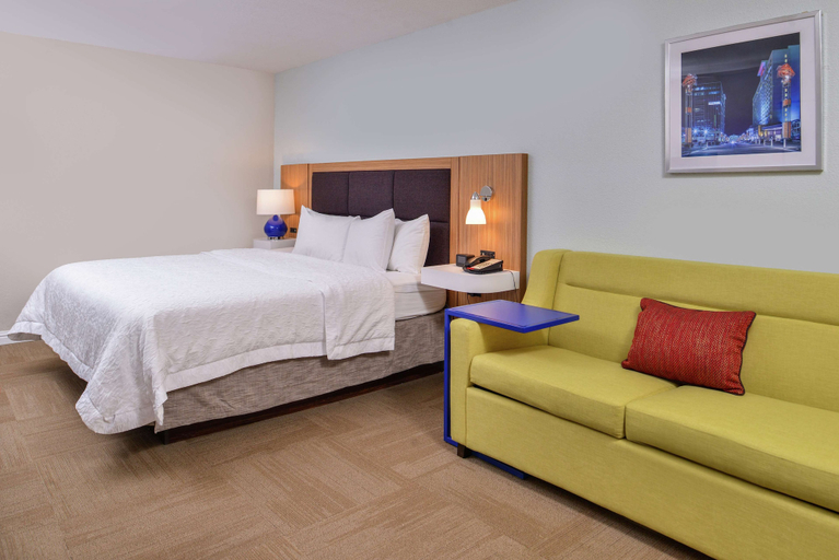 Bedroom 3, Hampton Inn Raleigh/Clayton I-40, Johnston
