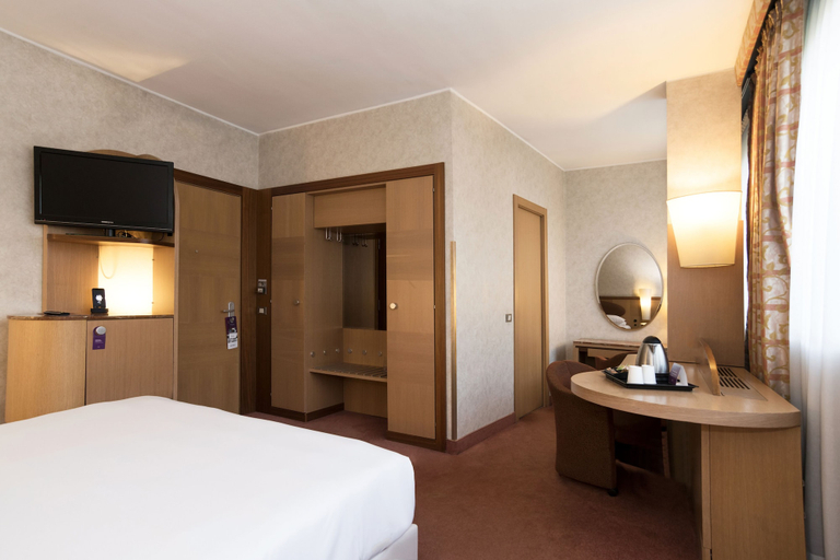 Bedroom 2, Mercure Eur Roma West, Roma
