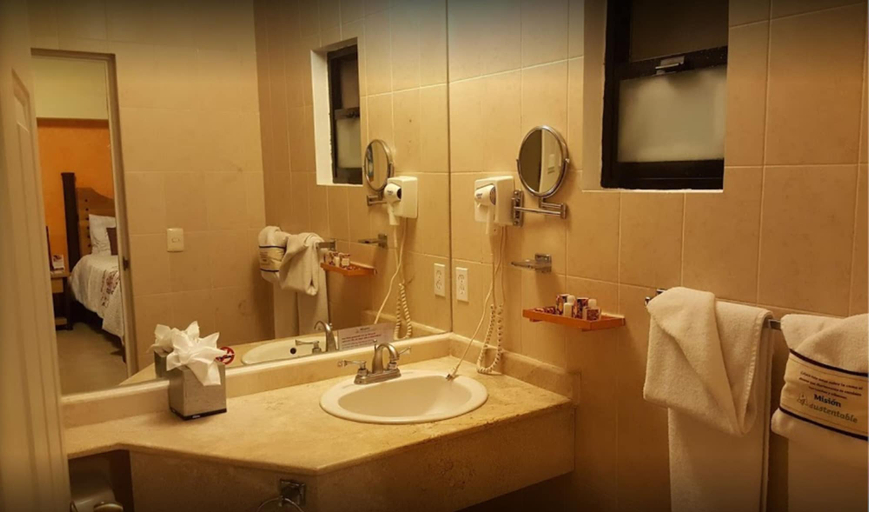 Bathroom 3, Hotel Misión San Miguel De Allende, Allende