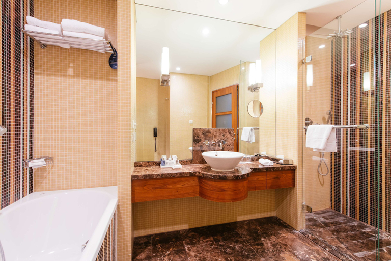 Bathroom 4, Radisson Blu Style Hotel, Vienna, Wien