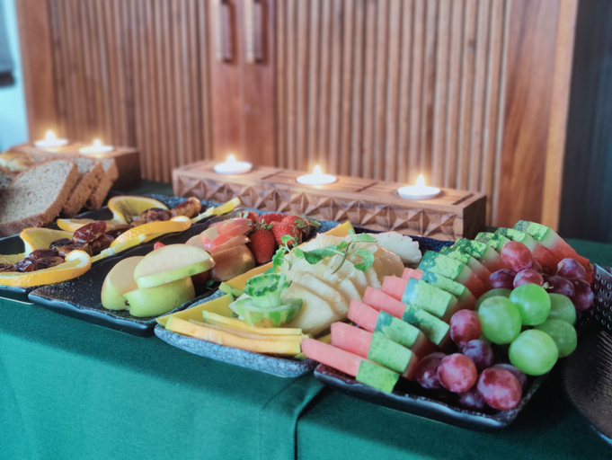 Food & Drinks 5, Yushili Hotel & Restaurant, Kampala