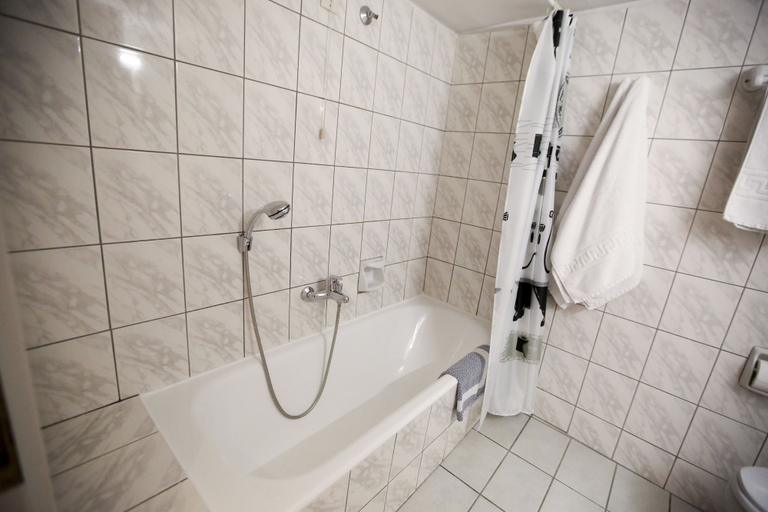 Bathroom, Oceanis, East Macedonia and Thrace