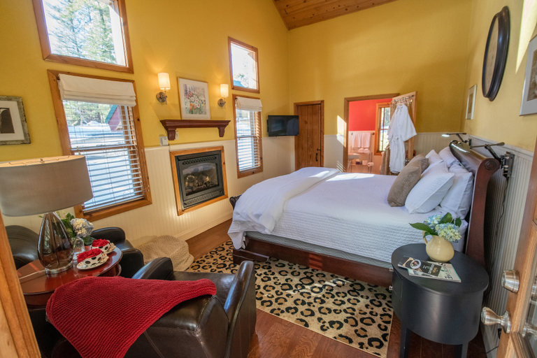 Bedroom 4, Elliott House Boutique Inn, Fresno