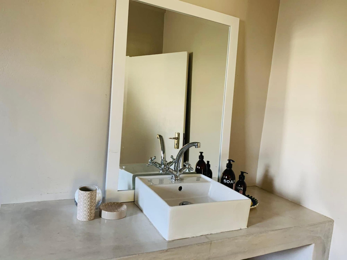 Bathroom 5, Eight on Tuin, Cape Winelands