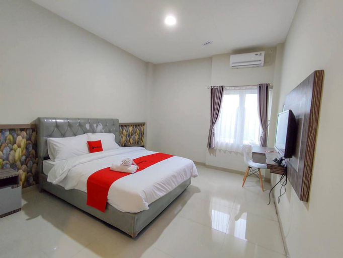 Bedroom 14