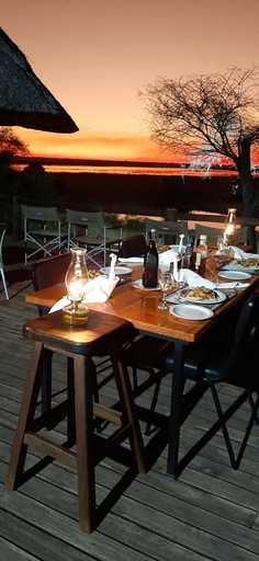 Food & Drinks, Mwandi View Lodge, Chobe