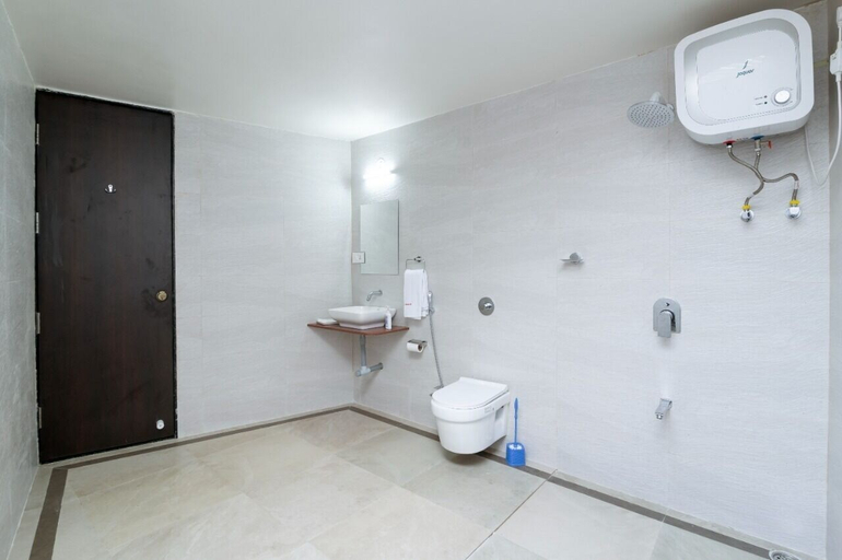 Bathroom 3, Le Fromage Cheese Village, Nashik