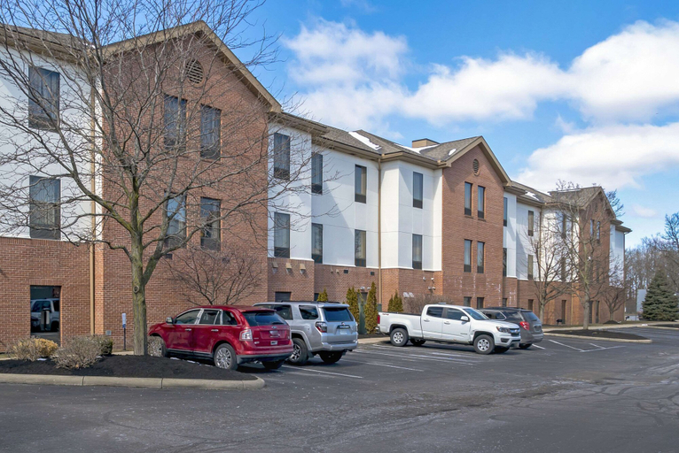 Exterior & Views 2, Comfort Inn & Suites Toledo North, Lucas